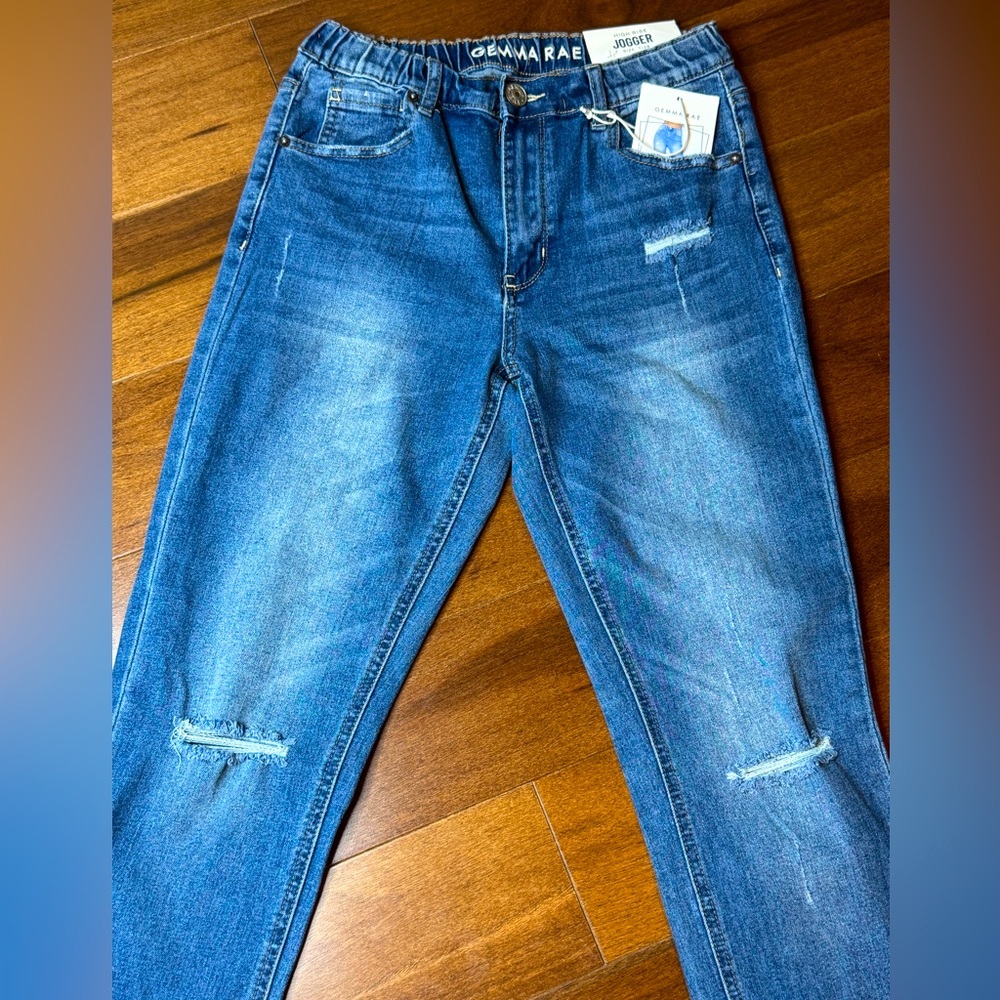 NWT GEMMA RAE Jogger Jeans - Picture 2 of 6